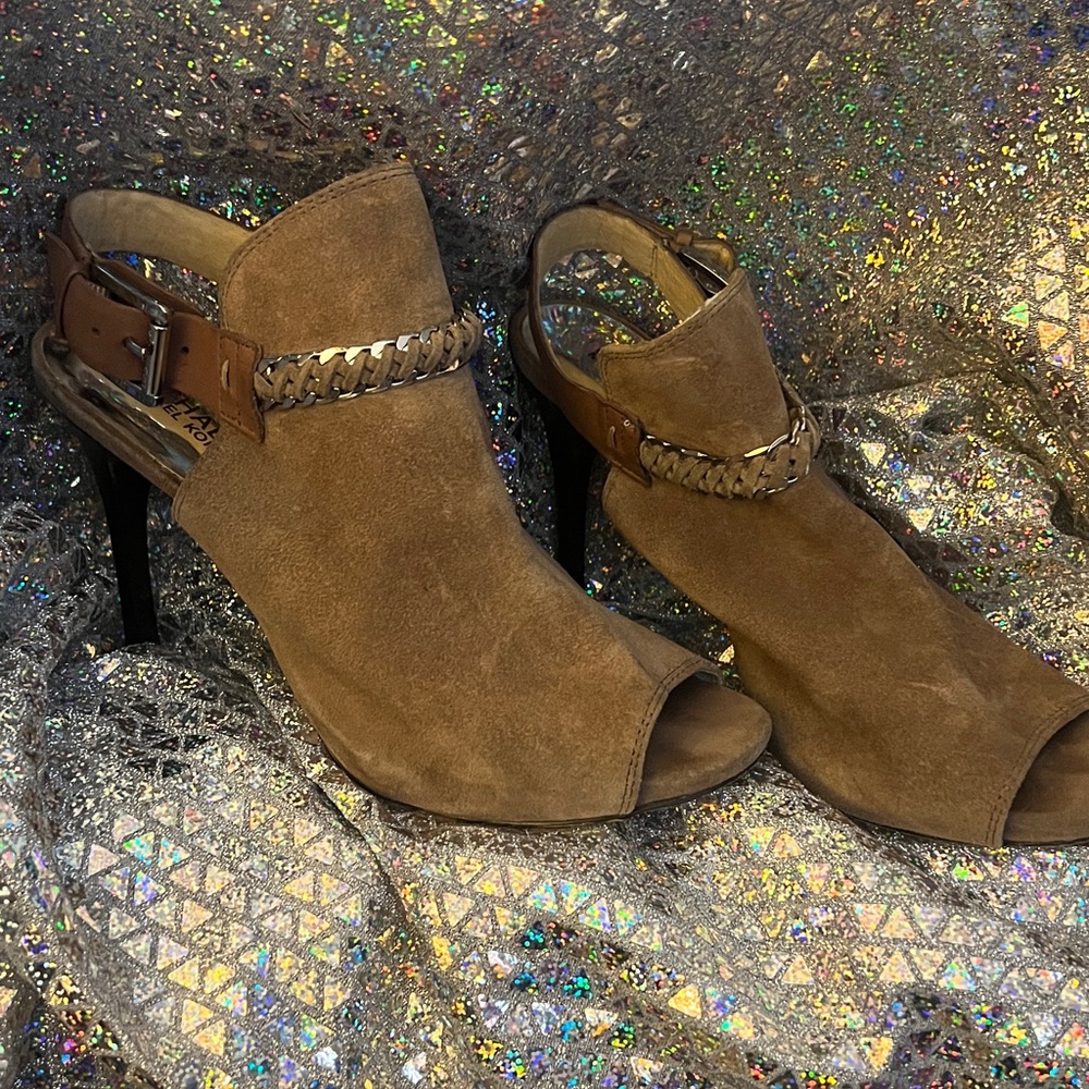 Michael Kors Tan Suede Heels